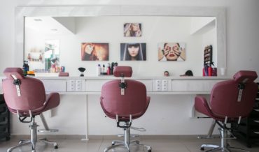 Beauty Salon Tips: Tools That Keep Your Business Running Smoothly
